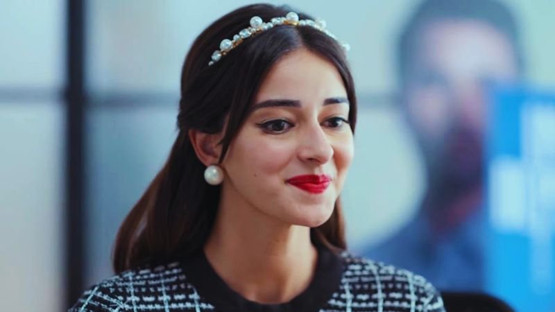 Call Me Bae Song Vekh Sohneyaa: Ananya Panday and Gurfateh Pirzada Brew Some Romance